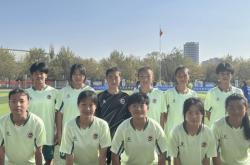 开云体育中国-足球场上女子团队掀起热潮的简单介绍
