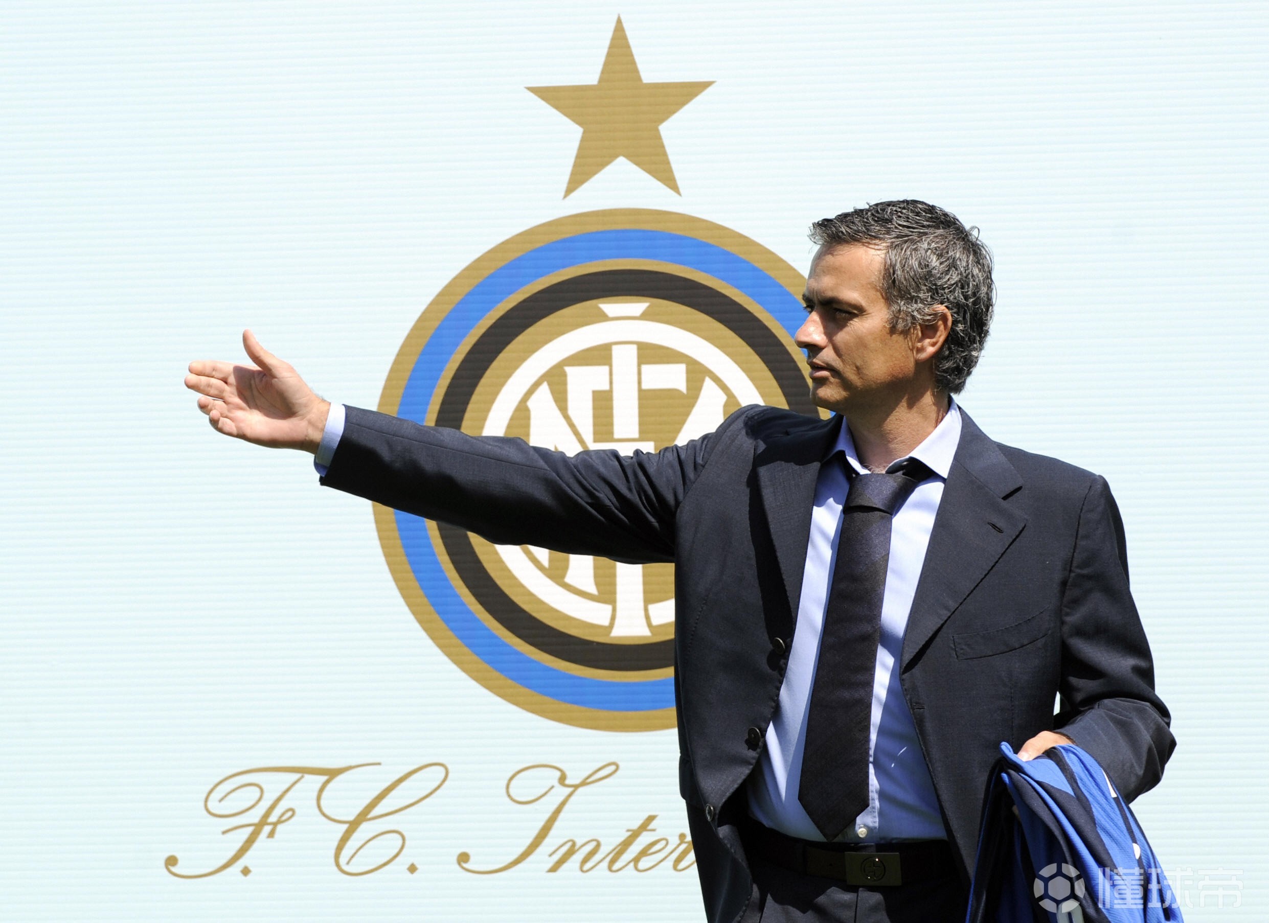 阿尔及利亚球员收获一场胜利 阿尔及利亚球员收获一场胜利