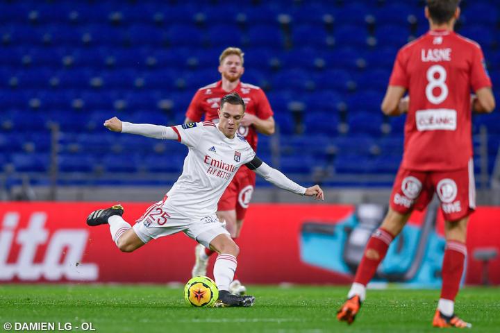 包含里昂迎战布雷斯特,决心取得一场胜利的词条 包含里昂迎战布雷斯特,决心取得一场胜利的词条